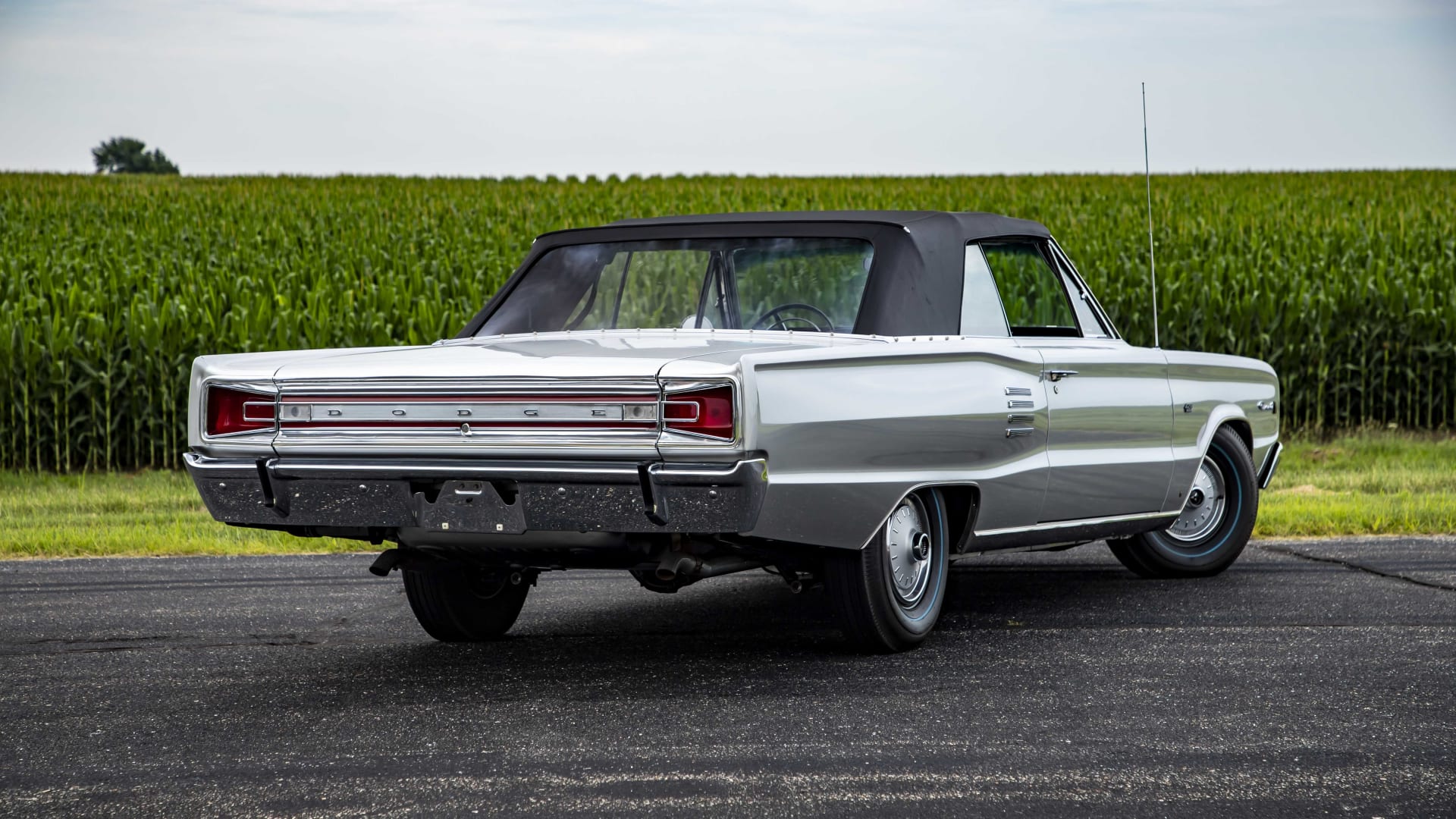 1966 Dodge Hemi Coronet 500 Convertible