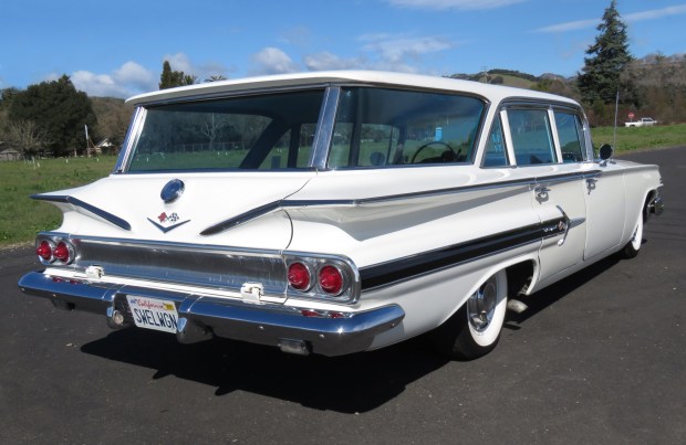 1960 Chevrolet Impala Nomad Wagon