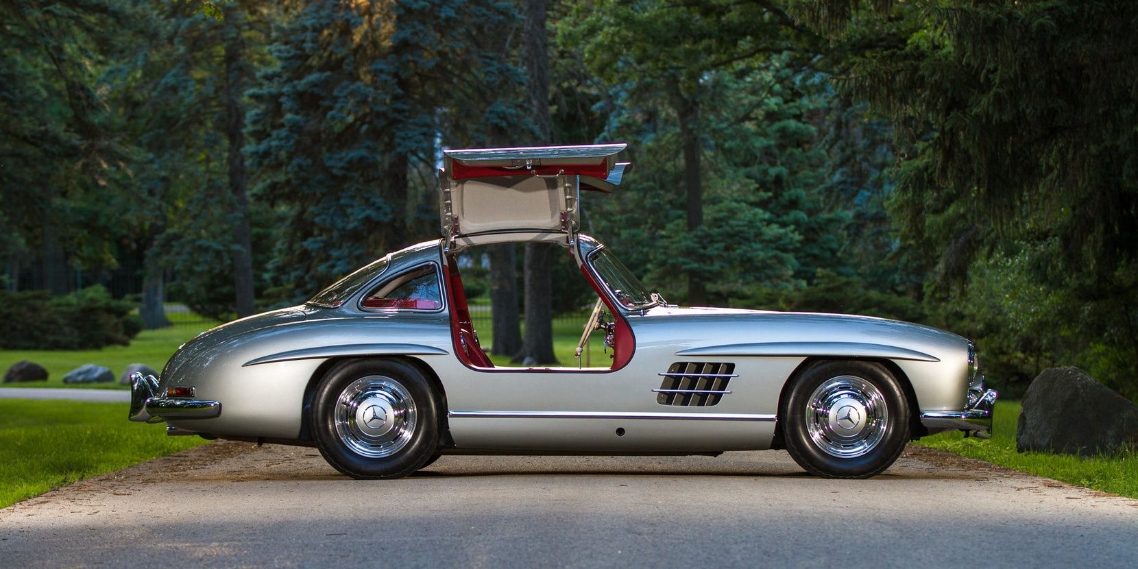 1955 Mercedes-Benz 300SL Gullwing 2 Cropped