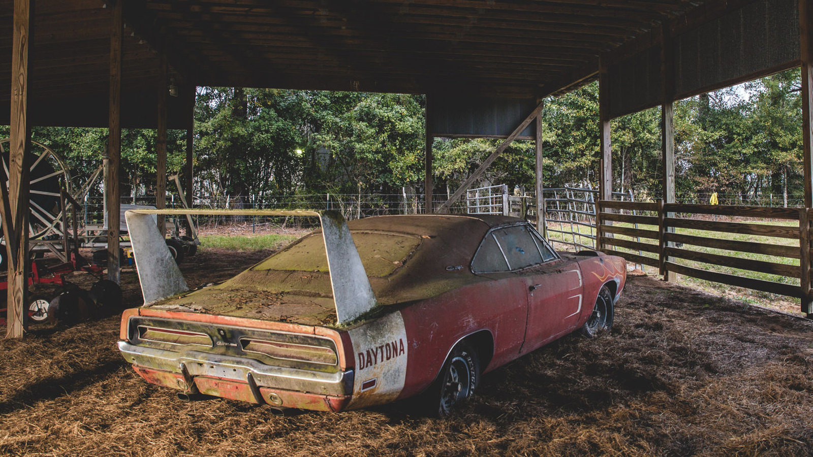 Dodge Charger Daytona in an Alabama barn