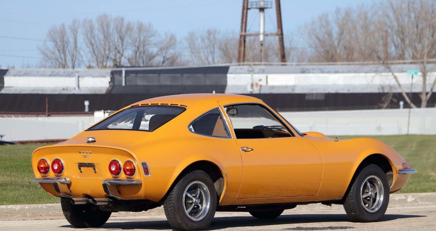 Opel GT - Rear