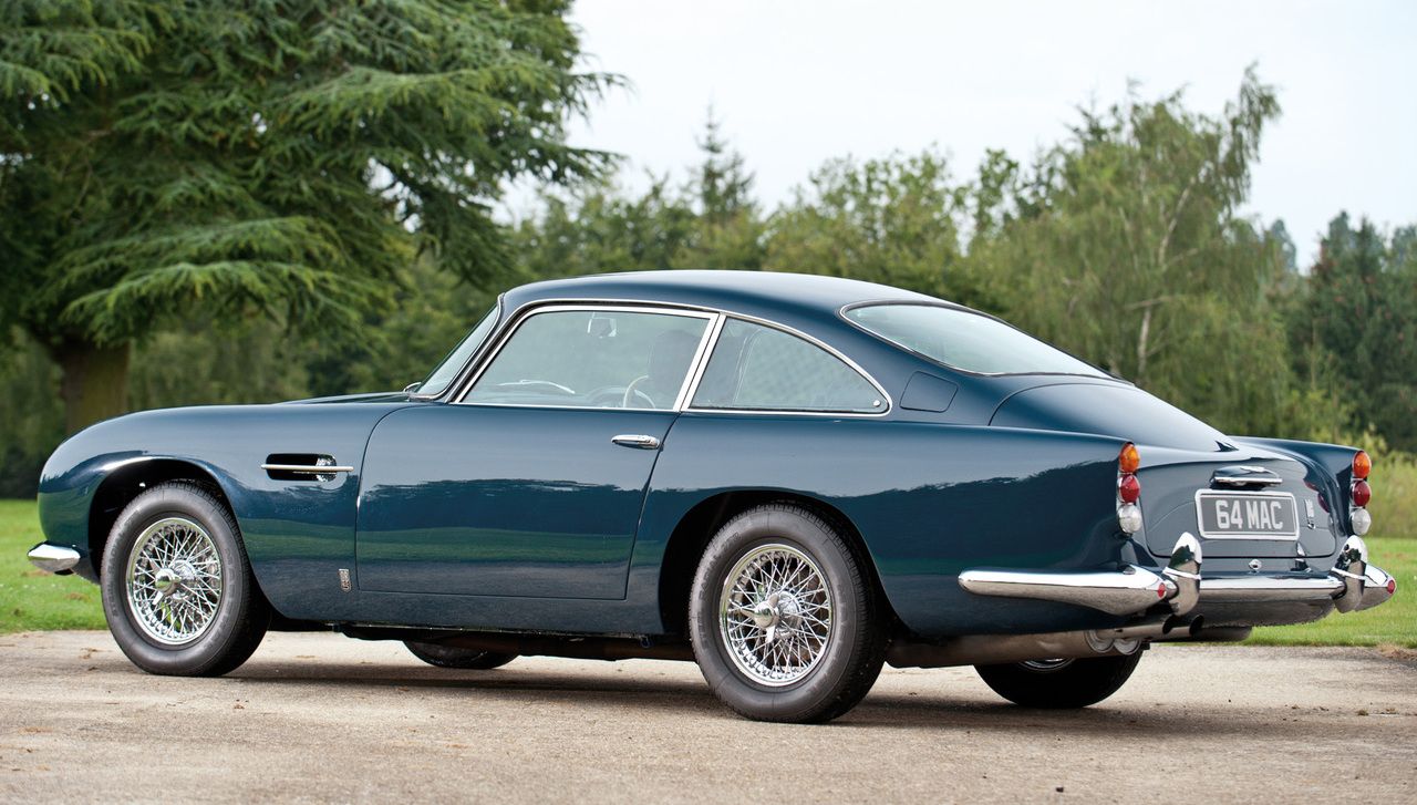 aston-martin_db5_1963_rear