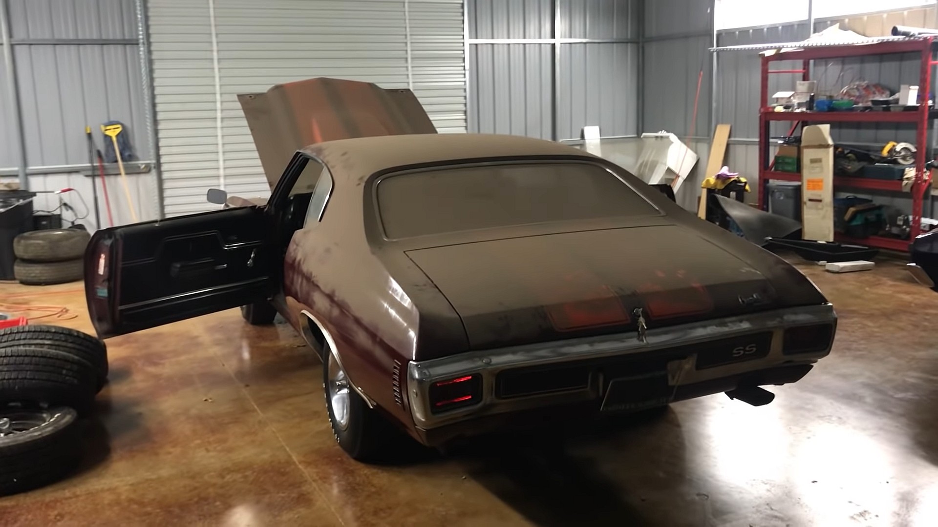 Holy Grail 1970 Chevrolet Chevelle LS6 Found Parked on a Garage Lift After 43 Years - autoevolution