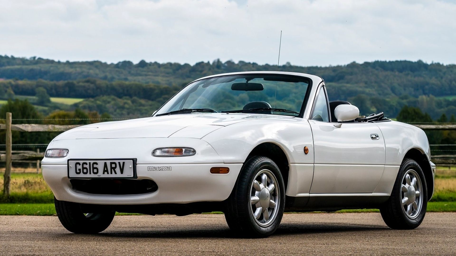 Front 3/4 shot of a parked 1990 Mazda MX-5