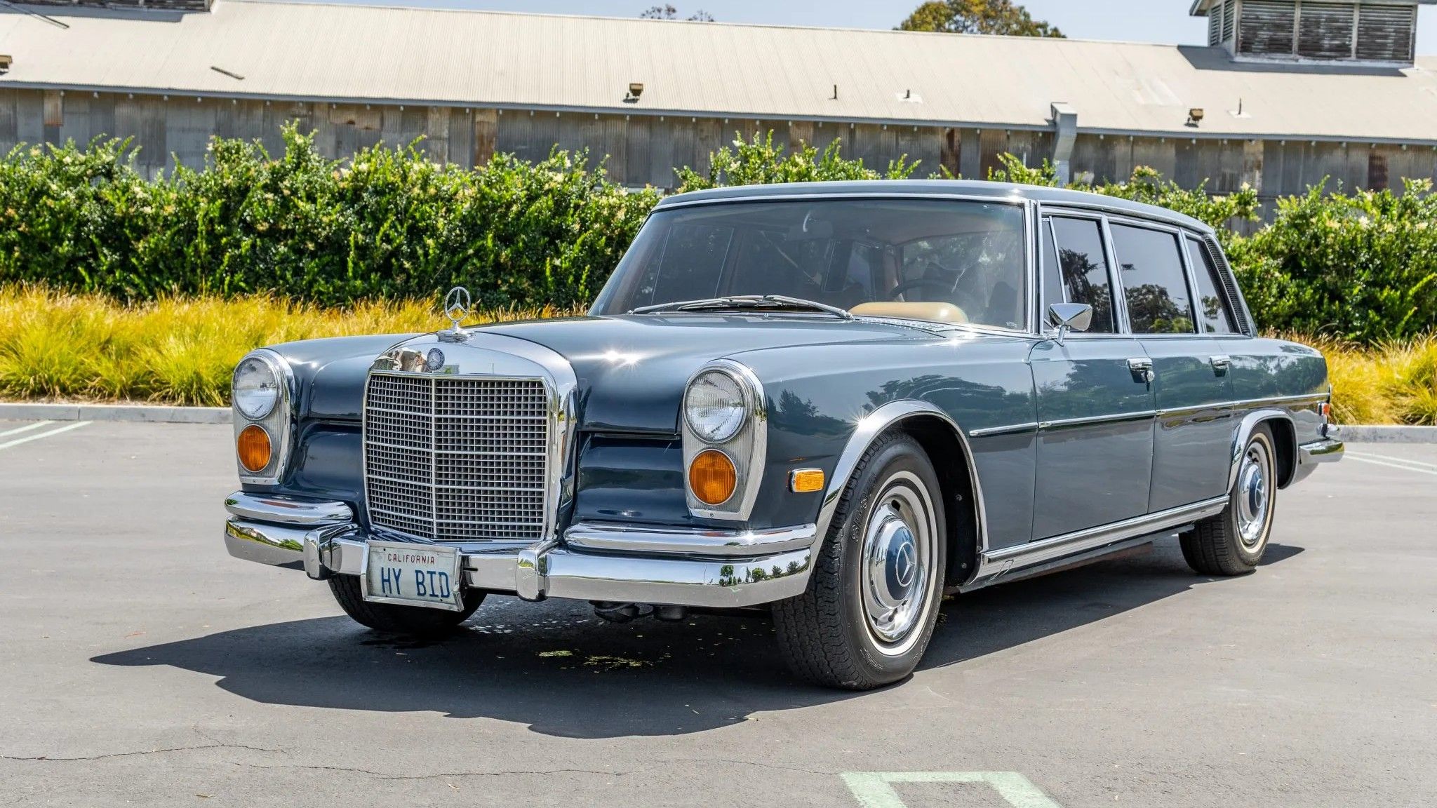 Blue Mercedes S600 Grosser